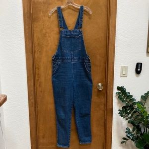 Old Navy OG ‘Emilia’ Blue Denim Overalls. Size 12